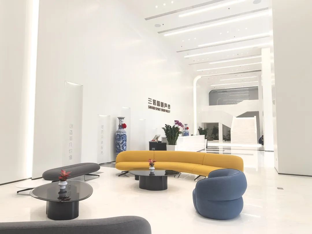 1755682636879530.jpg 4.jpg