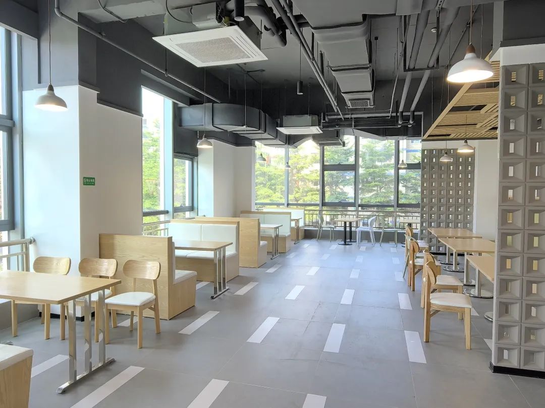 1755682731109685.jpg 14.jpg